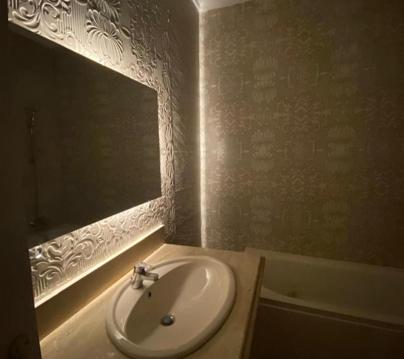Photo of Bathroom in Unorganized in Al Qahirah