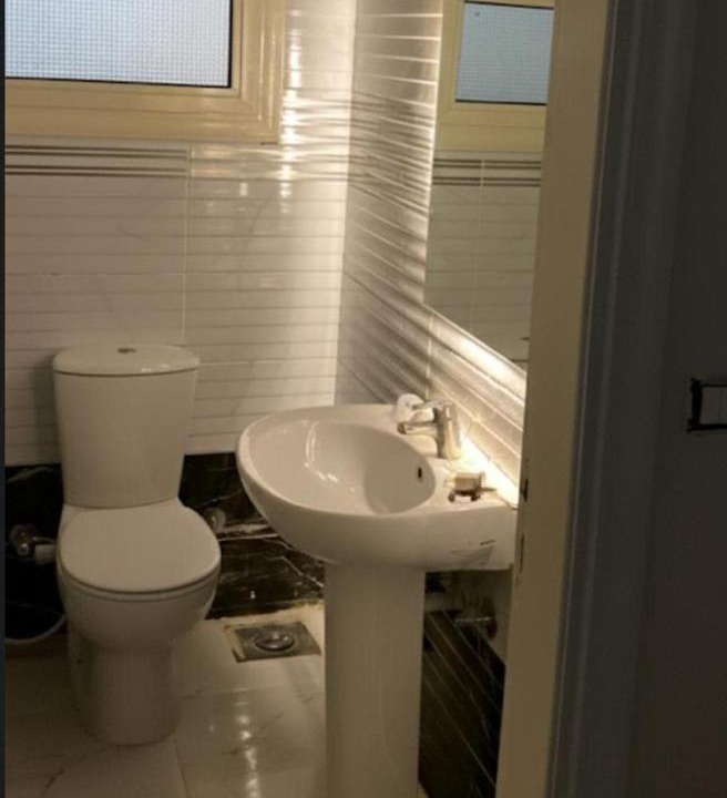 Photo of Bathroom in Unorganized in Al Qahirah