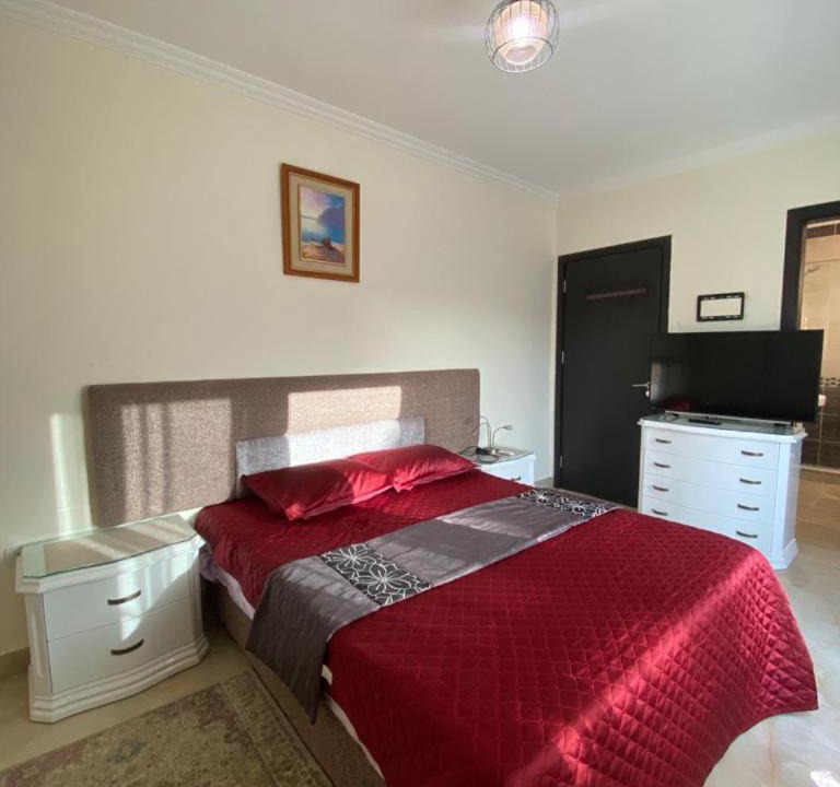 Photo of Bedroom in Ras Nasrani
