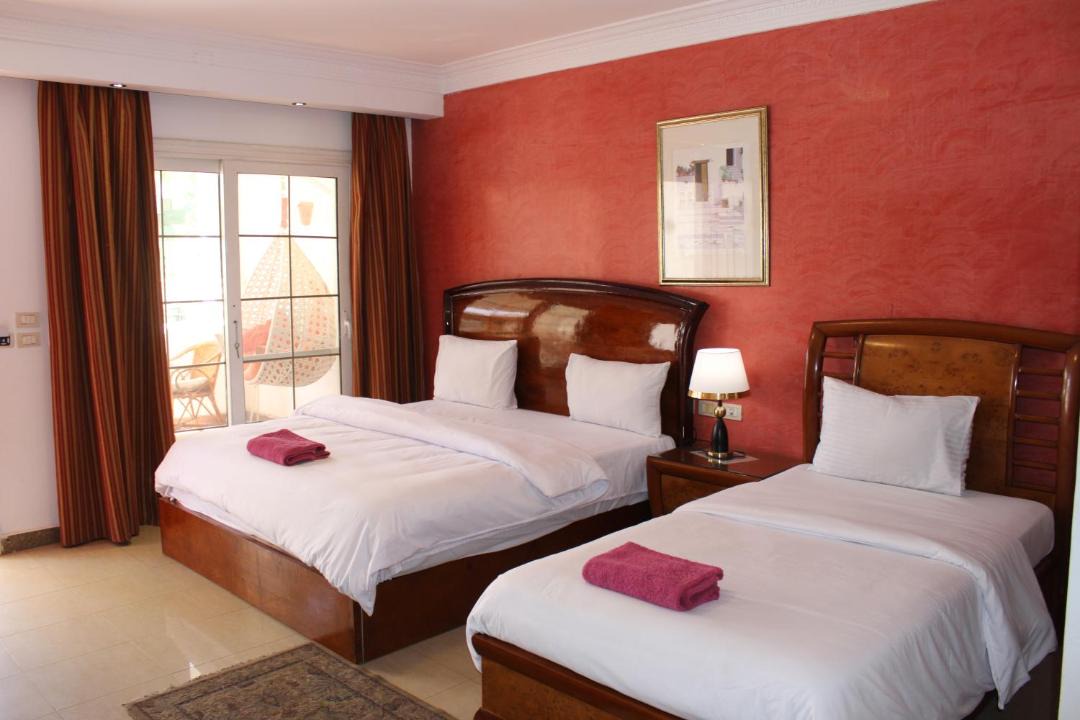 Photo of Bedroom in El Hadaba