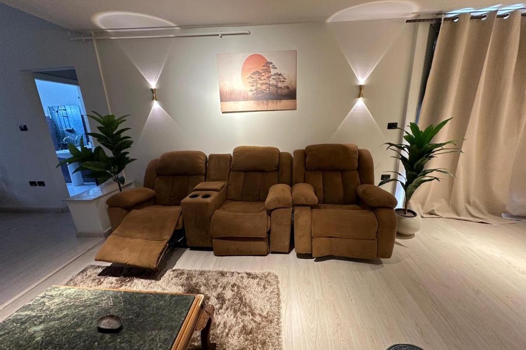 Photo of Livingroom in The 5th Settlement