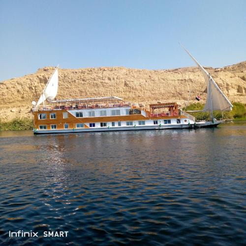 Photo of Others in Nile River Luxor
