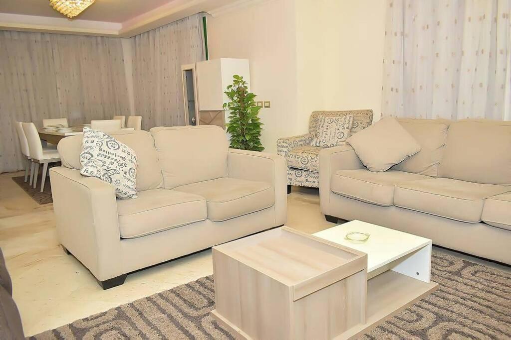 Photo of Livingroom in Al Duqqi