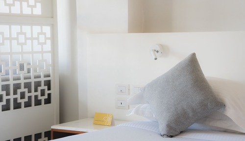  Comfort Room 