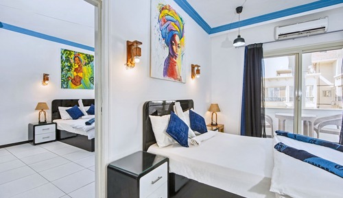 2dBds, Pool View Balcony, WIFI, Kitchenettes, Washing Machines | Sheraton Plaza 414/415