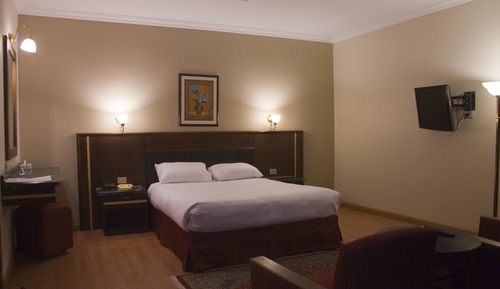 Suite, River View