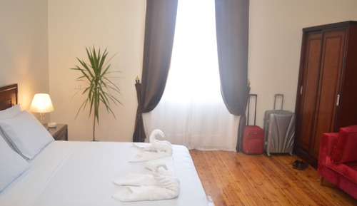 Superior Quadruple Room, City View