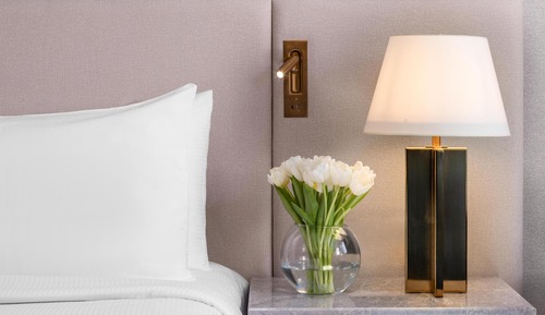 Deluxe Room, 1 King Bed