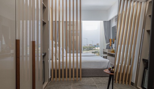 Deluxe Room, 1 Queen Bed, Sea View