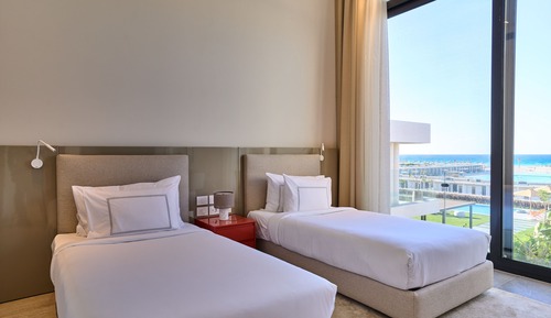 Deluxe Room, 2 Twin Beds, Sea View