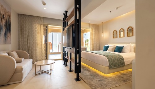 Jacuzzi Suite