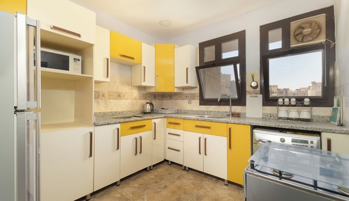 City Apartment, 2 Bedrooms, Private Bathroom, City View