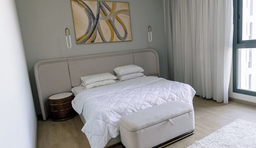 Comfort Apartment, 3 Bedrooms, Mobility Accessible, City View