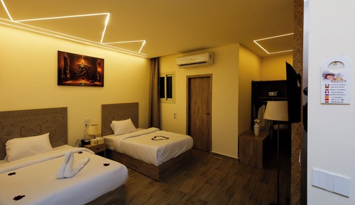 Deluxe Triple Room