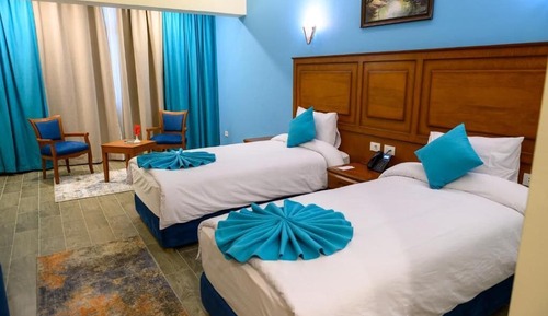 Standard Triple Room, City View