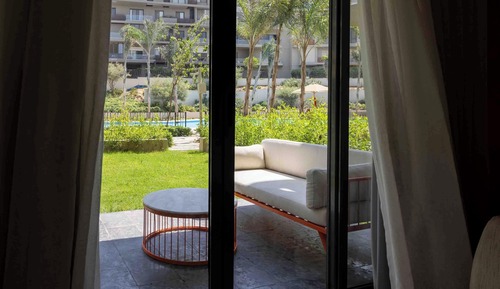 Luxury Apartment, 3 Bedrooms, Pool View