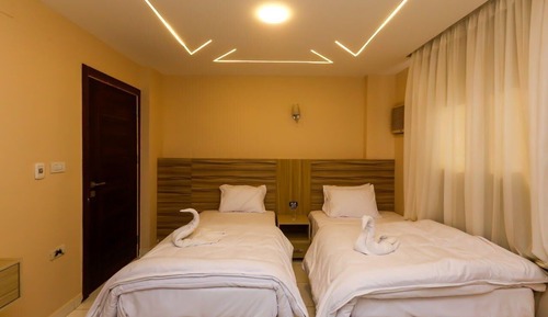 Deluxe Double or Twin Room, Valley View
