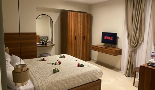 Family 2 Bedrooms Pyramids View