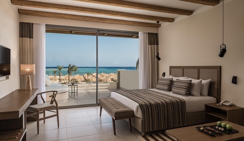 Deluxe Room, 1 Queen Bed, Sea View (Family)