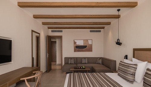 Executive Suite, Sea View
