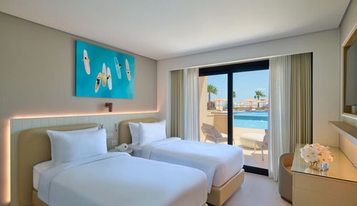 Suite, 2 Bedrooms, Sea View ( Direct Pool Access)