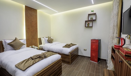 Standard Twin Room
