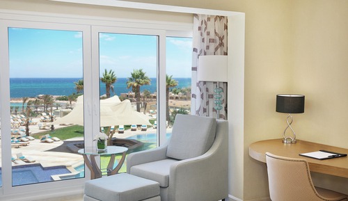 Suite, 1 King Bed, Kitchenette, Sea View (Blue Bay)