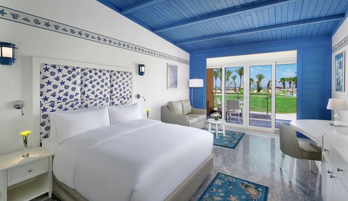 Premium Room, 1 King Bed, Kitchenette, Garden View