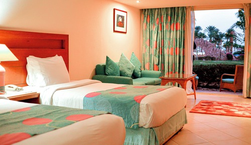 Superior Twin Room with Garden And Pool View