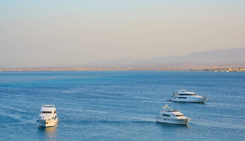 Deluxe Room, 1 King Bed, Sea View (Balcony)
