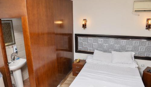 Deluxe Single Room