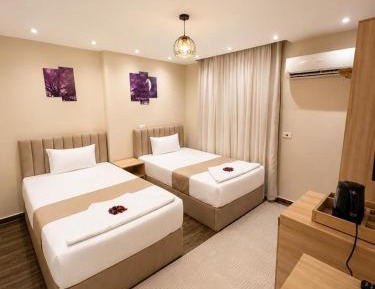 Twin Room with Mountain View