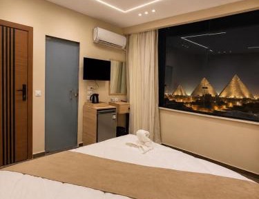 King Room with Mountain View