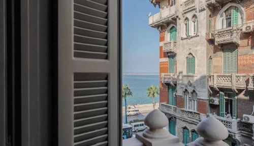 Suite with City View