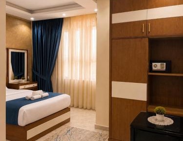 Deluxe Queen Room
