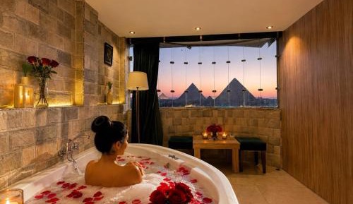 Studio with Spa Bath