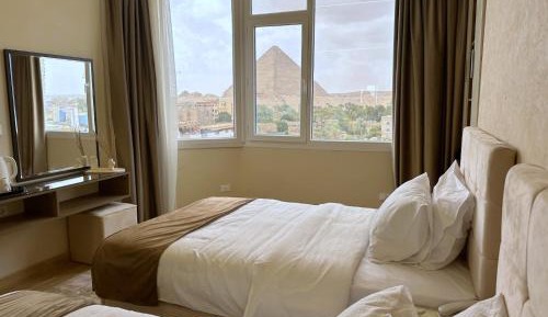 Deluxe Double or Twin Room with Mountain View
