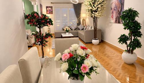 Three-Bedroom Apartment with Balcony