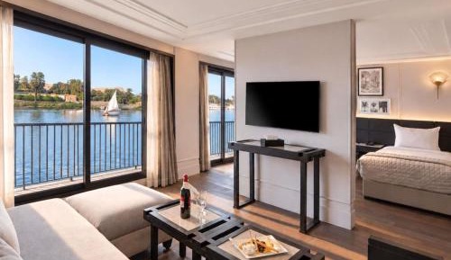 Junior Suite with One Double Bed or Two Single Beds and Seating Area