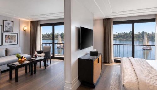 Superior Suite with One Double Bed or Two Single Beds and Seating Area