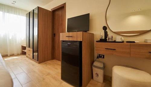 Double or Twin Room with Garden View