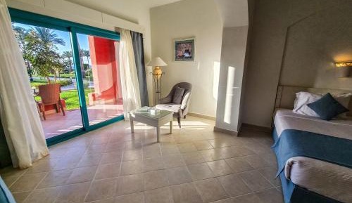 Standard Double or Twin Room with Garden View