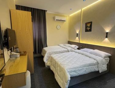 Room #1715064403