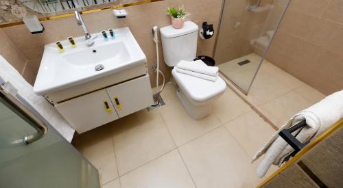 Double Room with Private Bathroom