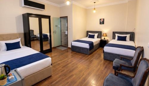 Economy Triple Room