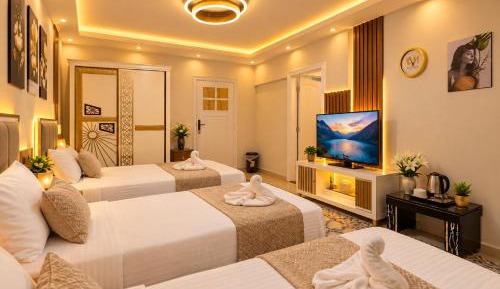 Triple Room with Private Bathroom