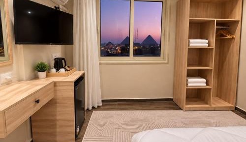 King Room with Mountain View