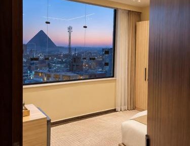 Suite with Mountain View