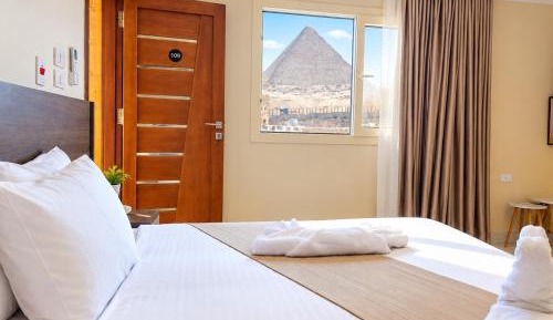 Quadruple Room with Mountain View