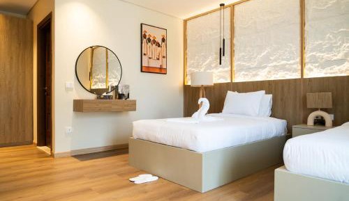 Deluxe Twin Room